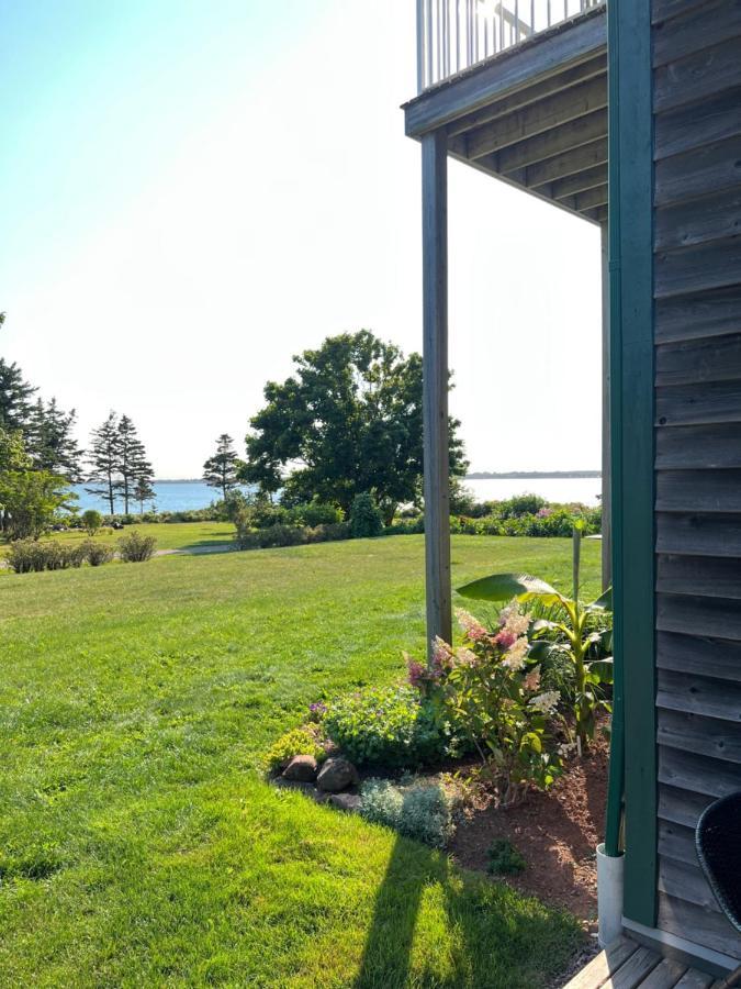 Ned'S Landing At Spry Point Hotel Little Pond Exterior photo